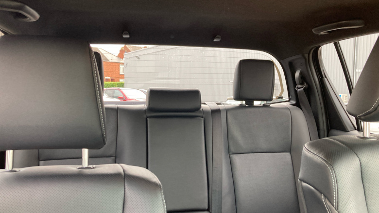 Toyota Hilux Diesel Invincible X D/Cab Pick Up 2.8 Hybrid 48V Auto